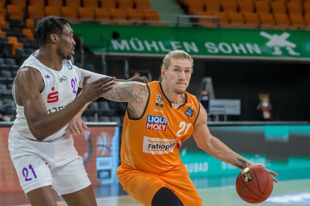 与利夫的高 与利夫的高